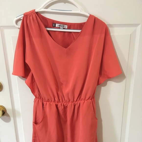 Dresses & Skirts - Size small Jennifer Lopez coral dress